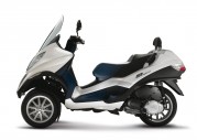 Piaggio MP3 Hybrid